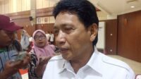 Sekretaris Daerah Maluku, Sadali Ie kepada wartawan di Kantor DPRD Maluku, rabu (05/04/2023). 